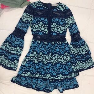 Lace navy floral dress